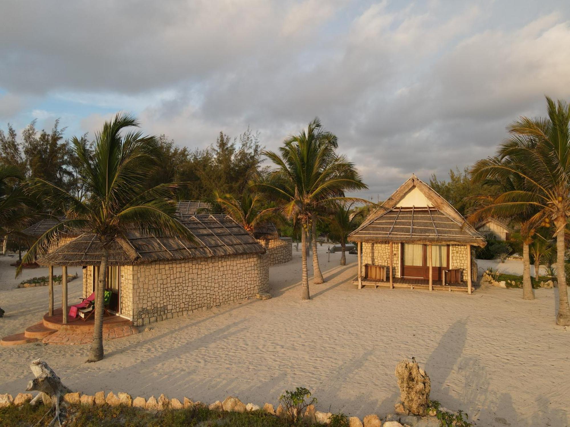 Laguna Blu - Resort Madagascar Andavadoaka ภายนอก รูปภาพ